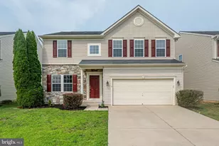 9349 Birch Cliff Drive, Fredericksburg, VA 22407 - Photo 2