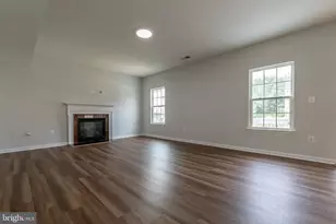 9349 Birch Cliff Drive, Fredericksburg, VA 22407 - Photo 4