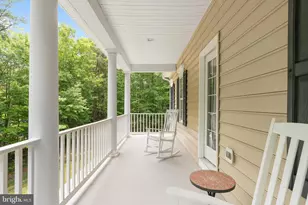 8622 Laroque Run Dr, Fredericksburg, VA 22407 - Photo 10