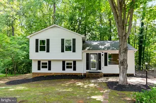 10001 Knotty Pine Ct, Spotsylvania, VA 22553 - Photo 2