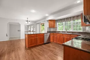 10205 N Hampton Ln, Fredericksburg, VA 22408 - Photo 16