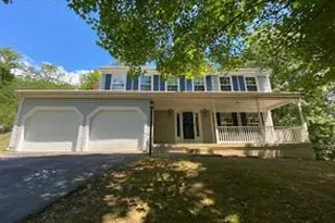 11304 Springfield Dr, Fredericksburg, VA 22408 - Photo 2