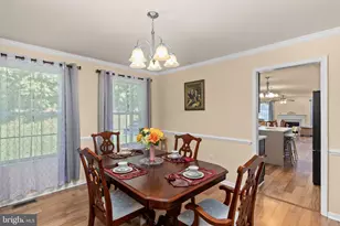 10414 N McClellan Dr, Fredericksburg, VA 22408 - Photo 8