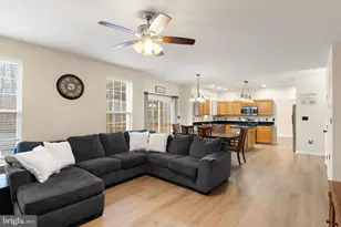 6210 Hot Spring Ln, Fredericksburg, VA 22407 - Photo 18
