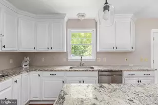 12660 Belleflower Ln, Fredericksburg, VA 22407 - Photo 10