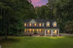 12660 Belleflower Ln, Fredericksburg, VA 22407 - Photo 2