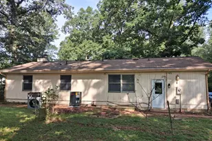 12609 Wesley Dr, Fredericksburg, VA 22407 - Photo 2