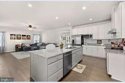 8402 Chiswell Court, Spotsylvania, VA 22551 - Photo 6