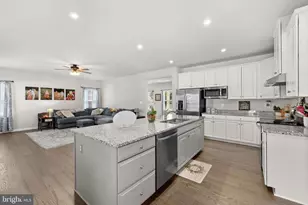 8402 Chiswell Ct, Spotsylvania, VA 22551 - Photo 6