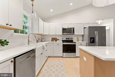 12907 Infantry Drive, Spotsylvania, VA 22551 - Photo 16