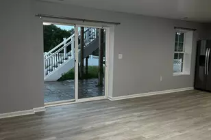 9610 Hazelbrook Ct, Fredericksburg, VA 22407 - Photo 2