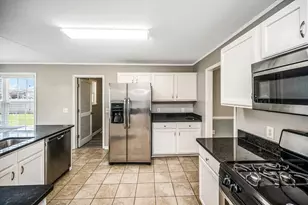 12001 Setter Dr, Fredericksburg, VA 22407 - Photo 6
