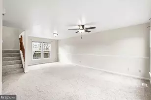 10704 Live Oak Ct, Fredericksburg, VA 22407 - Photo 4