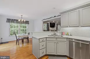 6028 Waterman Dr, Fredericksburg, VA 22407 - Photo 16