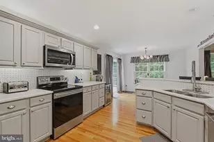 6028 Waterman Dr, Fredericksburg, VA 22407 - Photo 18
