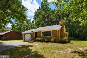 204 Pleasants Dr, Fredericksburg, VA 22407 - Photo 1