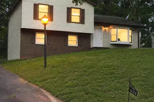 424 Albany St, Fredericksburg, VA 22407 - Photo 1