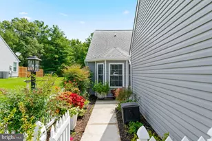 11317 Savannah Dr, Fredericksburg, VA 22407 - Photo 2