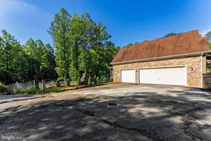 8811 Edgewood Farm Ln, Spotsylvania, VA 22551 - Photo 4