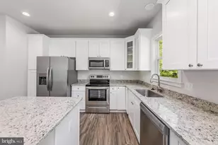 12400 Salient Ln, Spotsylvania, VA 22551 - Photo 18