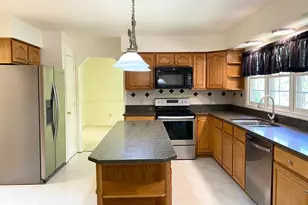6611 Marsh Ct, Fredericksburg, VA 22407 - Photo 2