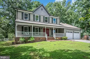 5802 Queen's Mill Cir, Fredericksburg, VA 22407 - Photo 2