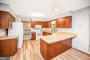 5802 Queen's Mill Cir, Fredericksburg, VA 22407 - Photo 18