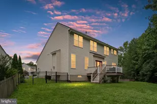 11301 Currituck Ct, Fredericksburg, VA 22407 - Photo 2