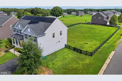 7901 Continental Court, Fredericksburg, VA 22407 - Photo 4