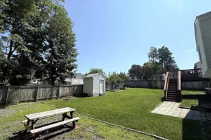 11512 Woodland View Dr, Fredericksburg, VA 22407 - Photo 16
