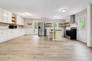 15 English Oak Cir, Fredericksburg, VA 22408 - Photo 2