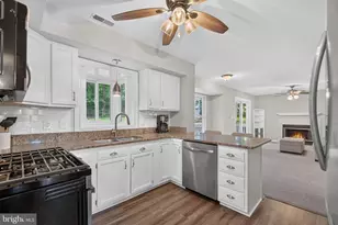 6317 Wendover Ct, Fredericksburg, VA 22407 - Photo 14