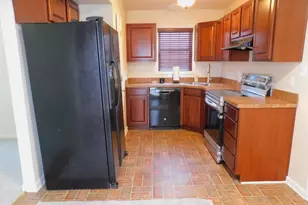 338 4th St, Fredericksburg, VA 22408 - Photo 4