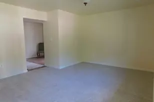 338 4th St, Fredericksburg, VA 22408 - Photo 2