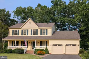 5226 Cedar Ridge Dr, Fredericksburg, VA 22407 - Photo 2