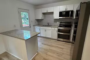 708 Olde Greenwich Cir, Fredericksburg, VA 22408 - Photo 8