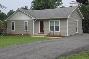 6113 Windsor Dr, Fredericksburg, VA 22407 - Photo 10