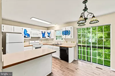 10814 Peach Tree Drive, Fredericksburg, VA 22407 - Photo 4