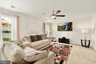 9103 Wood Creek Cir, Fredericksburg, VA 22407 - Photo 6