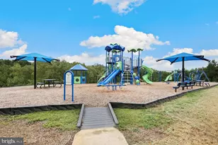 9103 Wood Creek Cir, Fredericksburg, VA 22407 - Photo 26