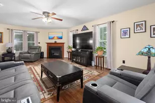 4505 Caven Ct S, Fredericksburg, VA 22408 - Photo 16