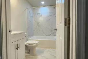 8703 Davis Ct, Spotsylvania, VA 22553 - Photo 6