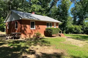 3520 Loren Dr, Fredericksburg, VA 22408 - Photo 2