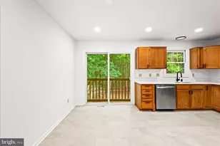 6922 Ridge Way Dr, Fredericksburg, VA 22407 - Photo 14