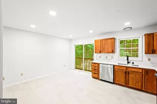 6922 Ridge Way Dr, Fredericksburg, VA 22407 - Photo 10