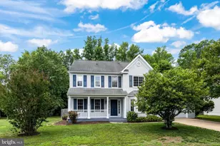 10307 Napoleon St, Fredericksburg, VA 22408 - Photo 2