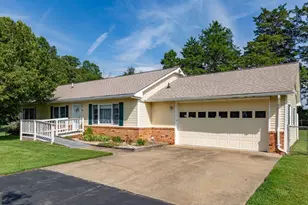12605 Wesley Dr, Fredericksburg, VA 22407 - Photo 2