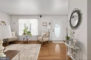 304 Bowen Dr, Fredericksburg, VA 22407 - Photo 10