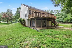 3915 Carlyle Ct, Fredericksburg, VA 22408 - Photo 34