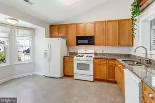 11333 Savannah Dr, Fredericksburg, VA 22407 - Photo 6